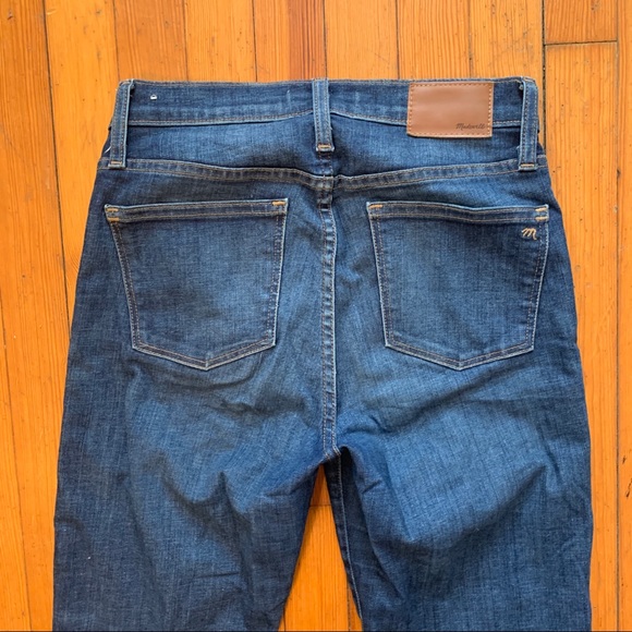 9" High-Rise Skinny Jeans: Destructed Edition - Picture 13 of 15